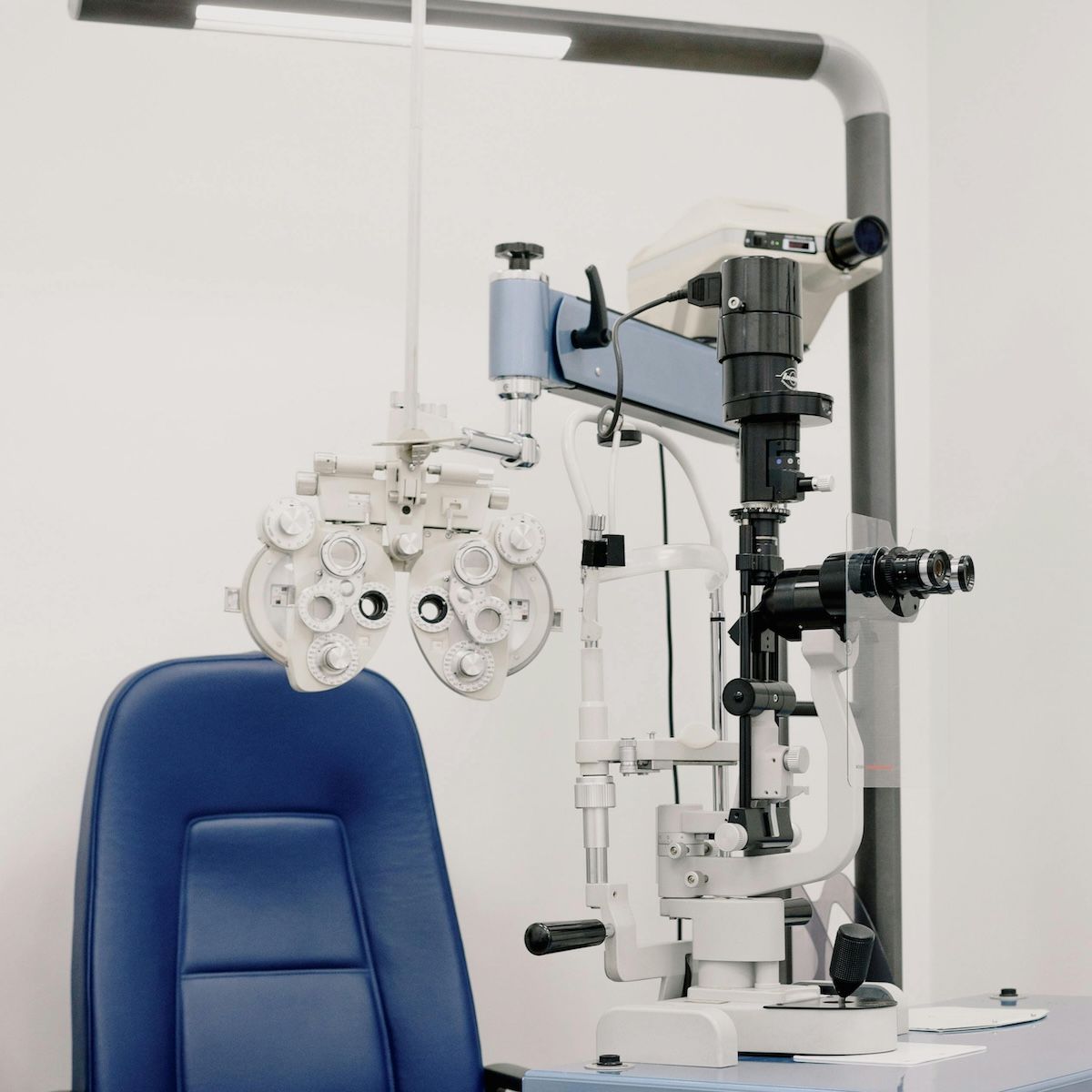 Opticians and Patients Want Further Training in Contact Lens Care, Research Suggests | Image Credit: Pexels