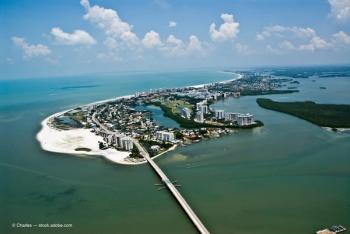 Fort Myers Florida Island Aerial Photo (Adobe Stock / Charles)
