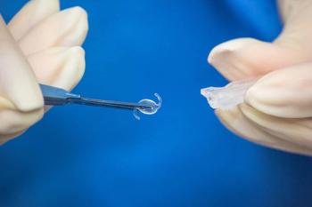 IOL in applicator Image credit: AdobeStock/Oktay
