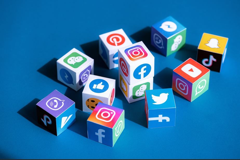 TikTok Videos Found Inaccurate on Birth Control but Tweet Volume Appears Authoritative on Endometrial Cancer 