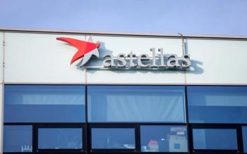 FDA Adds Black Box Warning to Fezolinetant Label, Advising of Rare but Serious Liver Injury / image credit ©Jerome/stock.adobe.com