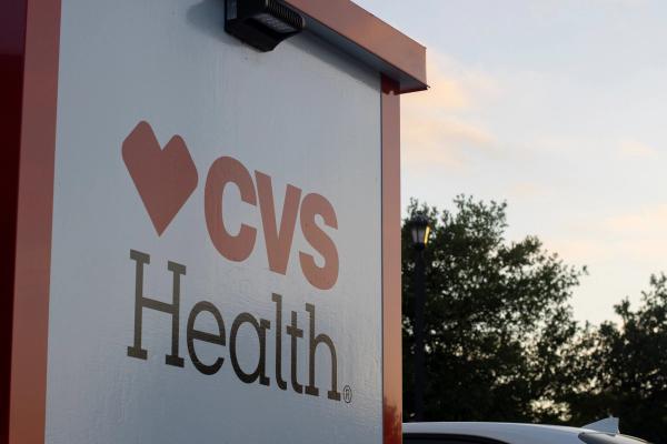 Irvine, CA, USA - May 7, 2022: CVS Health logo is seen outside a CVS pharmacy in Irvine, California. CVS Health Corporation is an American healthcare company. | © Tada Images - stock.adobe.com 561707706