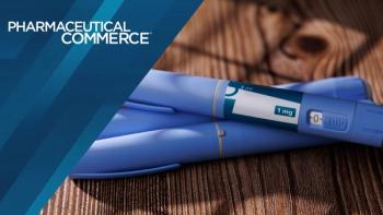 Modern semaglutide injection pens for weight loss and diabetes treatment placed on a dark wooden table | © Shutterly - stock.adobe.com