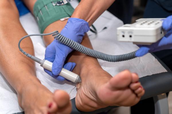 Blood pressure measurement from the popliteal artery leg, Ankle Brachial Index, Cardio‐ankle vascular index, tibial pulse. Posterior Tibial artery pulse palpation. PAP