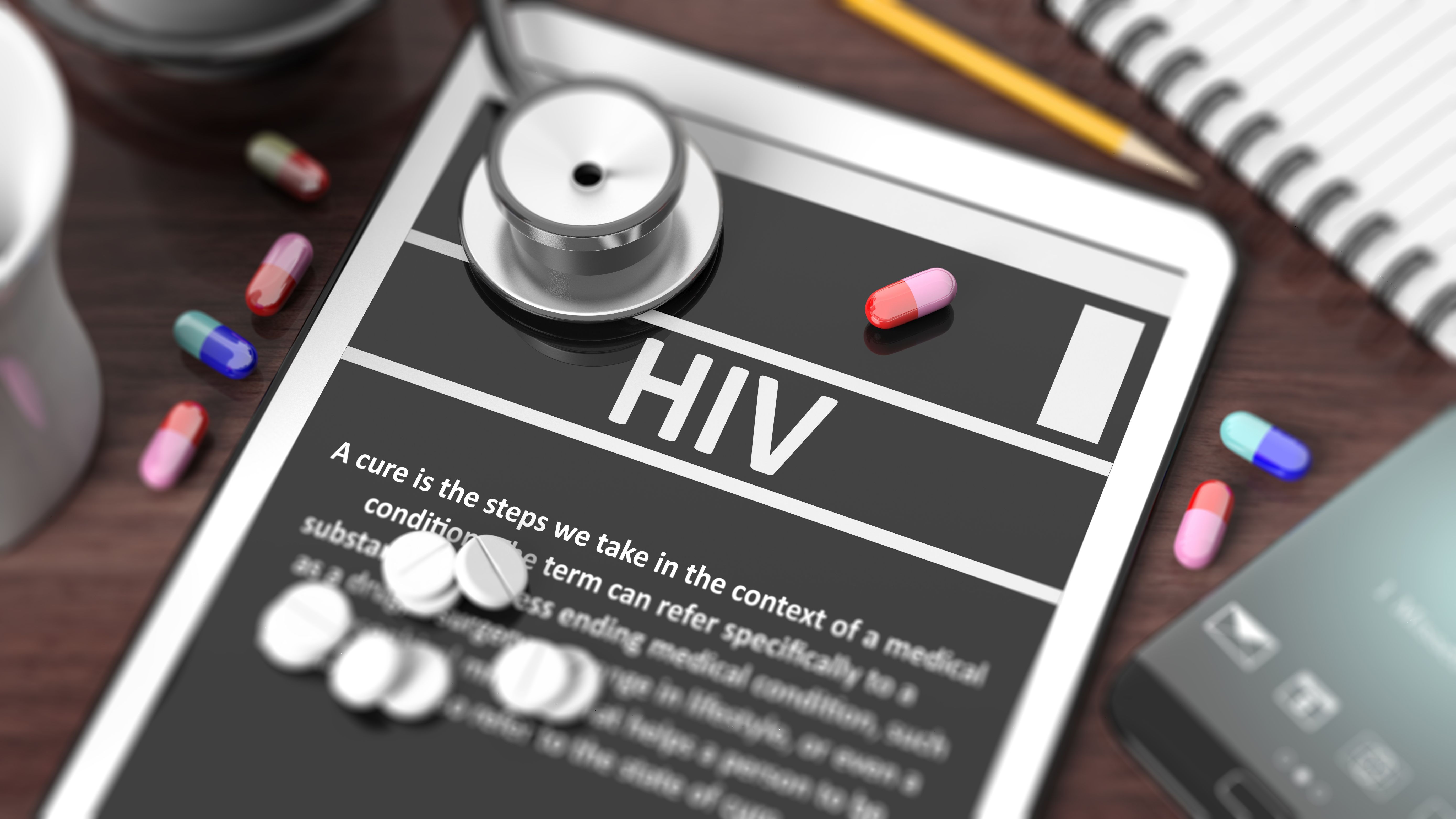 Expertos en VIH discuten los términos y la funcionalidad del uso de la aplicación COMTRAC-HIV por parte de los pacientes