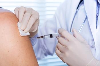 Doctor making a vaccination- Image credit: Guerrieroale | stock.adobe.com