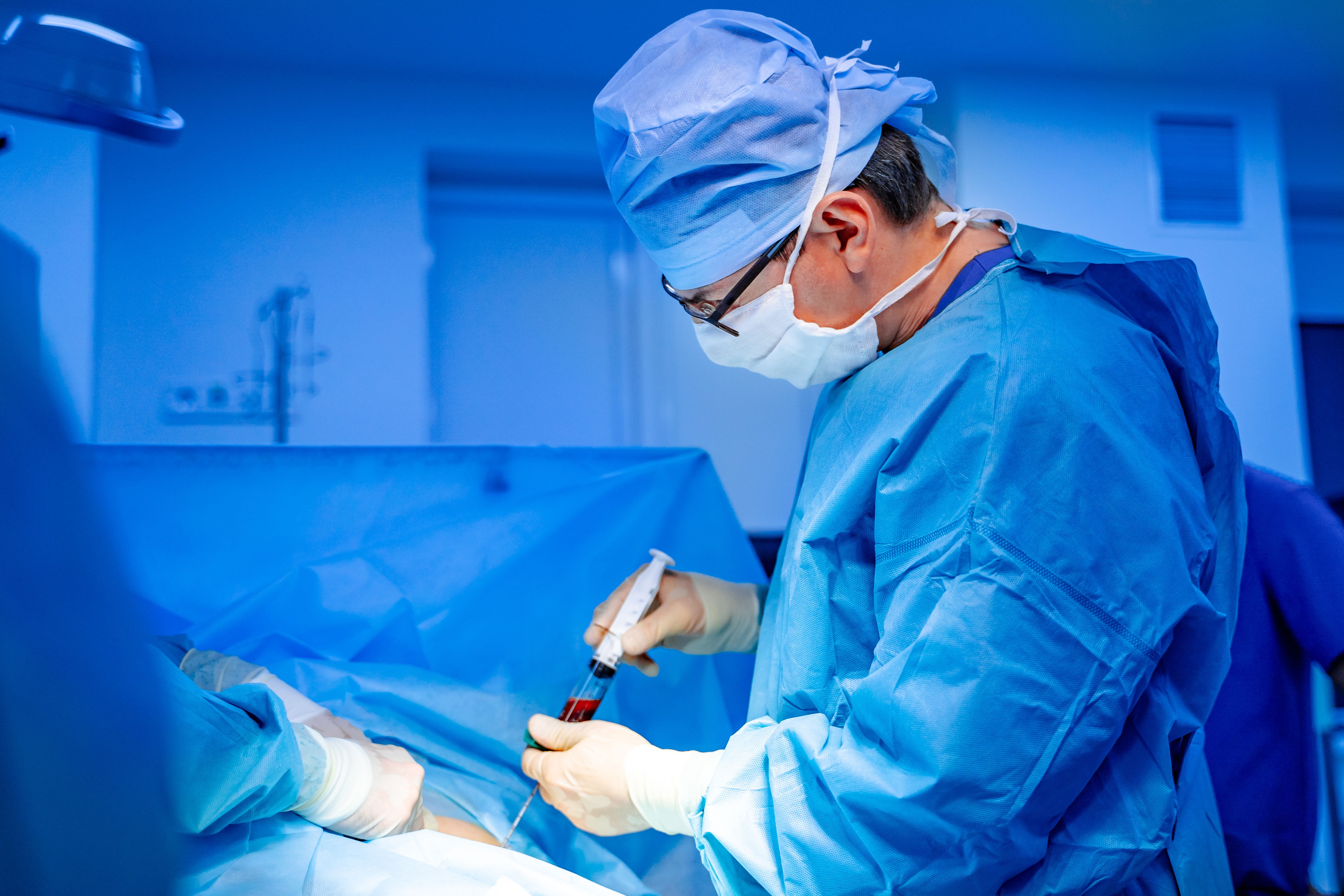 Stem cell transplant operation -- Image credit: Vadim | stock.adobe.com