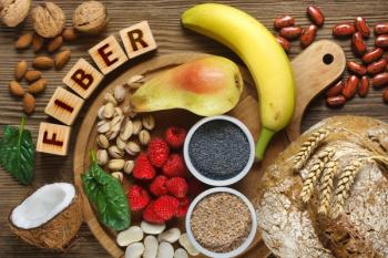 Fiber Foods, GLP-1, Obesity, Pharmaceutical Intervention, Medication | Image Credit: © airborne77 | stock.adobe.com