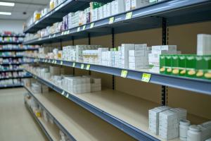 Empty pharmacy shelves | Image Credit: © Oleksandr - stock.adobe.com