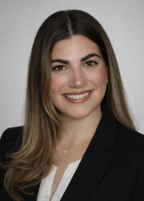 Danielle Valletti, Assistant Editor