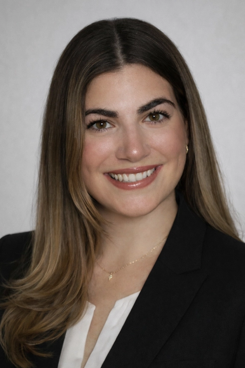 Danielle Valletti, Assistant Editor