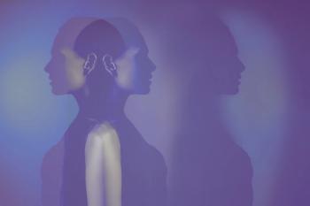 bipolar mental disorder. Double face. Split personality. Conceptual mood disorder. Dual personality concept. 2 silhouettes of a female head. mental health. Imaginatio - Image credit: Julia | stock.adobe.com