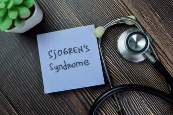 Sjögren’s syndrome written on sticky note| Image Credit: © yahrir - stock.adobe.com