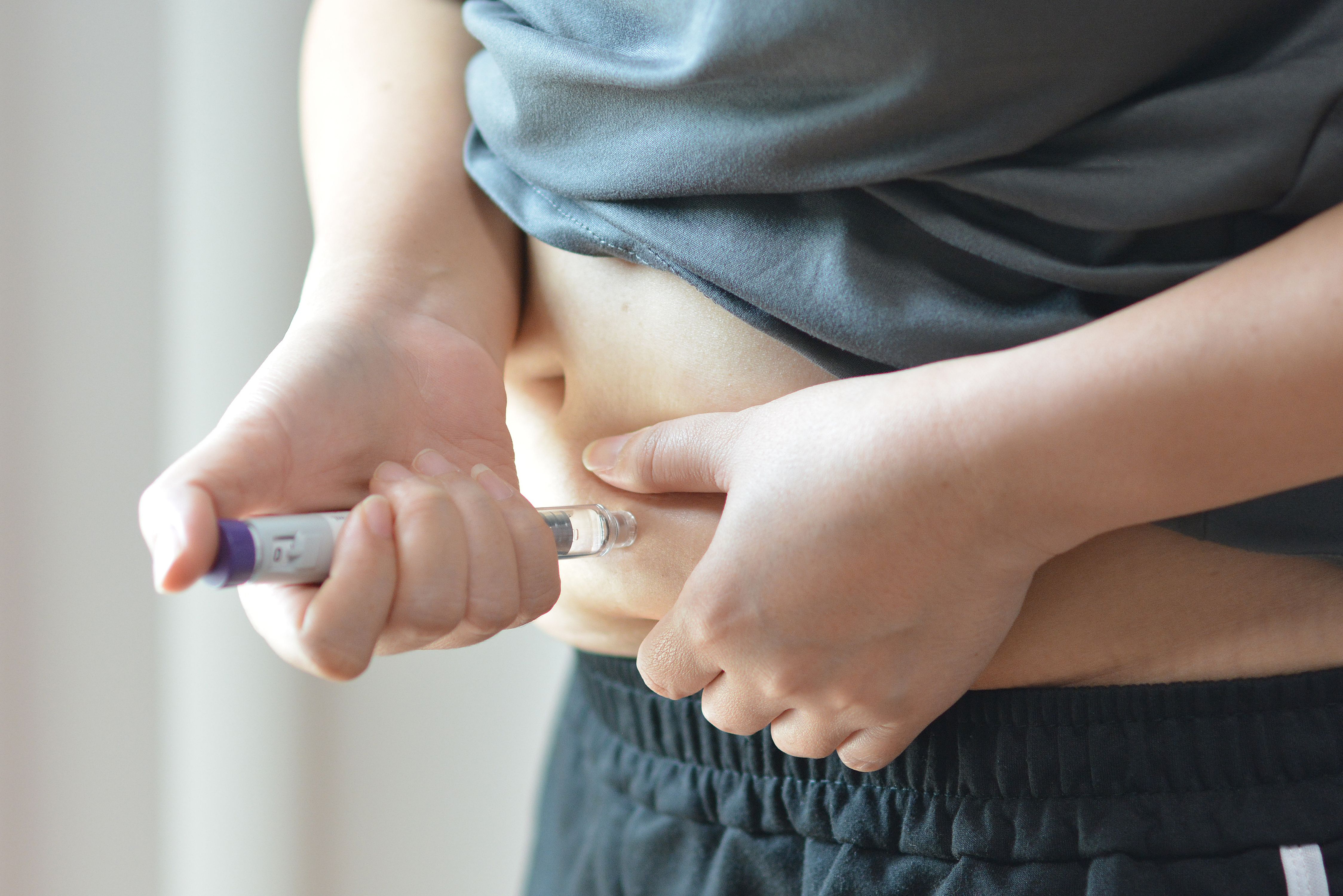 Person using a GLP-1 for type 2 diabetes -- Image credit: moderngolf1984 | stock.adobe.com