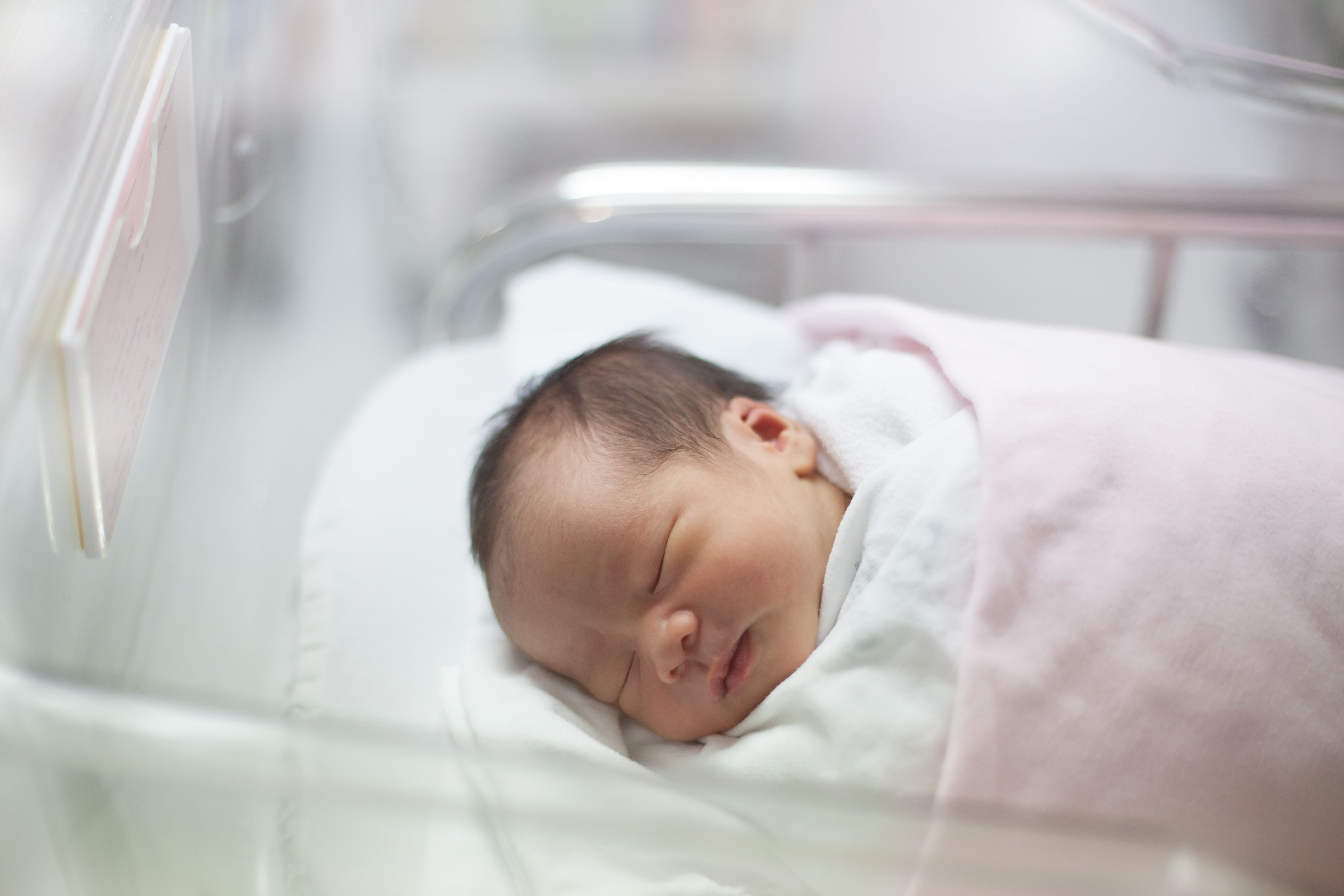 Newborn baby monitored for seizures -- Image credit: stockphoto mania | stock.adobe.com