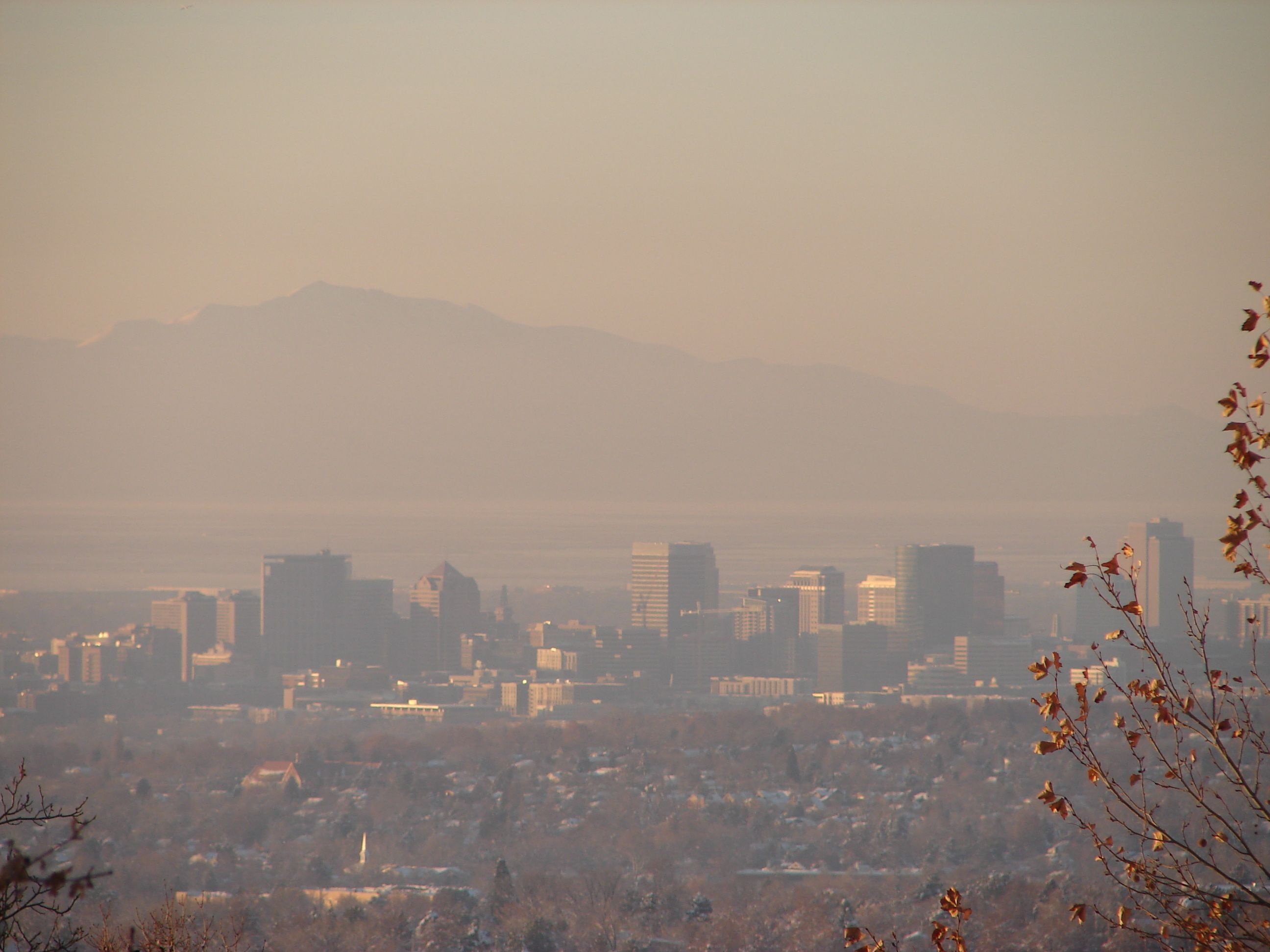 view of Salt Lake City skyline on a smoggy day, air pollution | Image Credit: Katy | stock.adobe.com