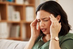 Young woman suffering from poor memory -- Image credit: Malik/peopleimages.com | stock.adobe.com
