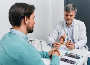 CKD Stage Predicts Mortality and Dialysis Dependence in Critically Ill Patients