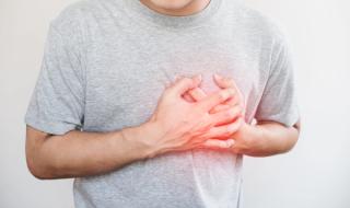 Man experiencing heart pain