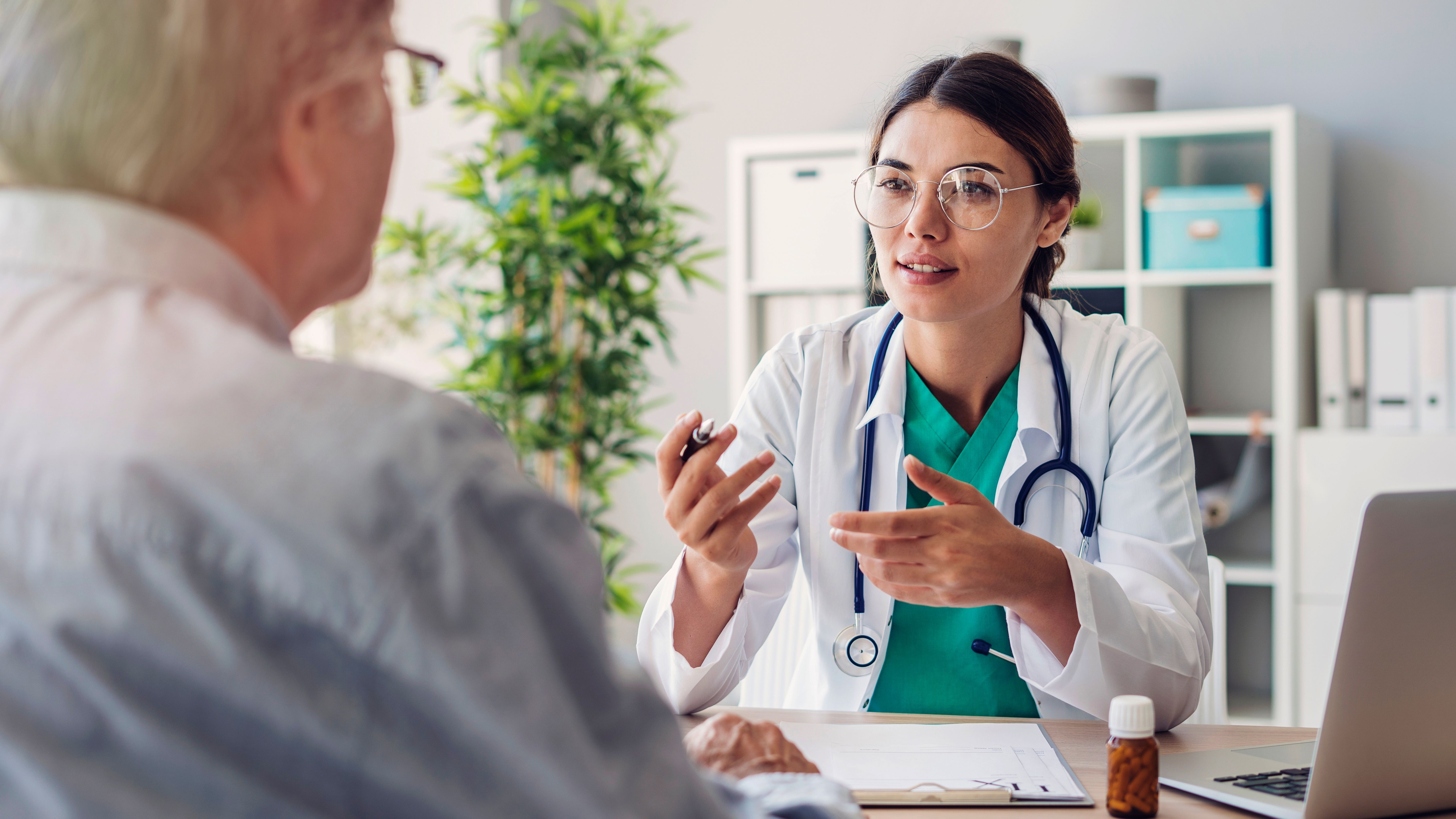 Doctor and patient are discussing at clinic - Image credit: sebra | stock.adobe.com 