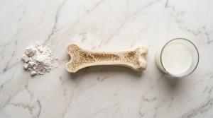 How calcium powder and milk support healthy human bone density growth - Image credit: Galadriel Gesso | stock.adobe.com