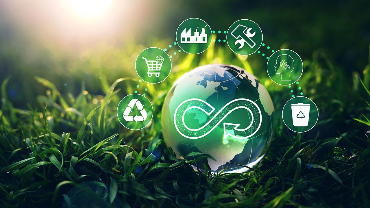 Circular economy concept. Energy consumption and CO2 emissions are increasing. Sharing,reusing,repairing,renovating and recycling existing materials and products as much possible. | Image Credit: ©Miha Creative- stock.adobe.com