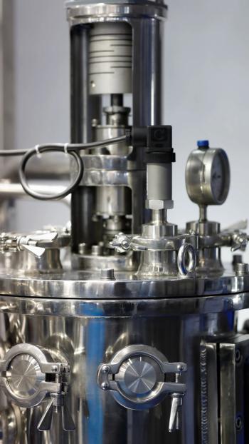automatic stainless steel pharmaceutical fermenter | Image Credit: ©gen_A - stock.adobe.com