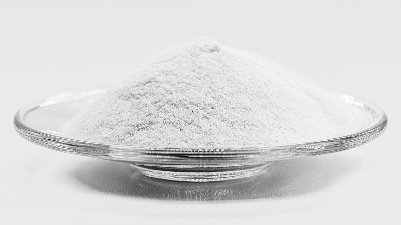 Microcrystalline cellulose, refined wood pulp, texturizer, anti-caking agent, fat substitute, emulsifier, used in vitamin supplements or pills. | Image Credit: ©RHJ - stock.adobe.com