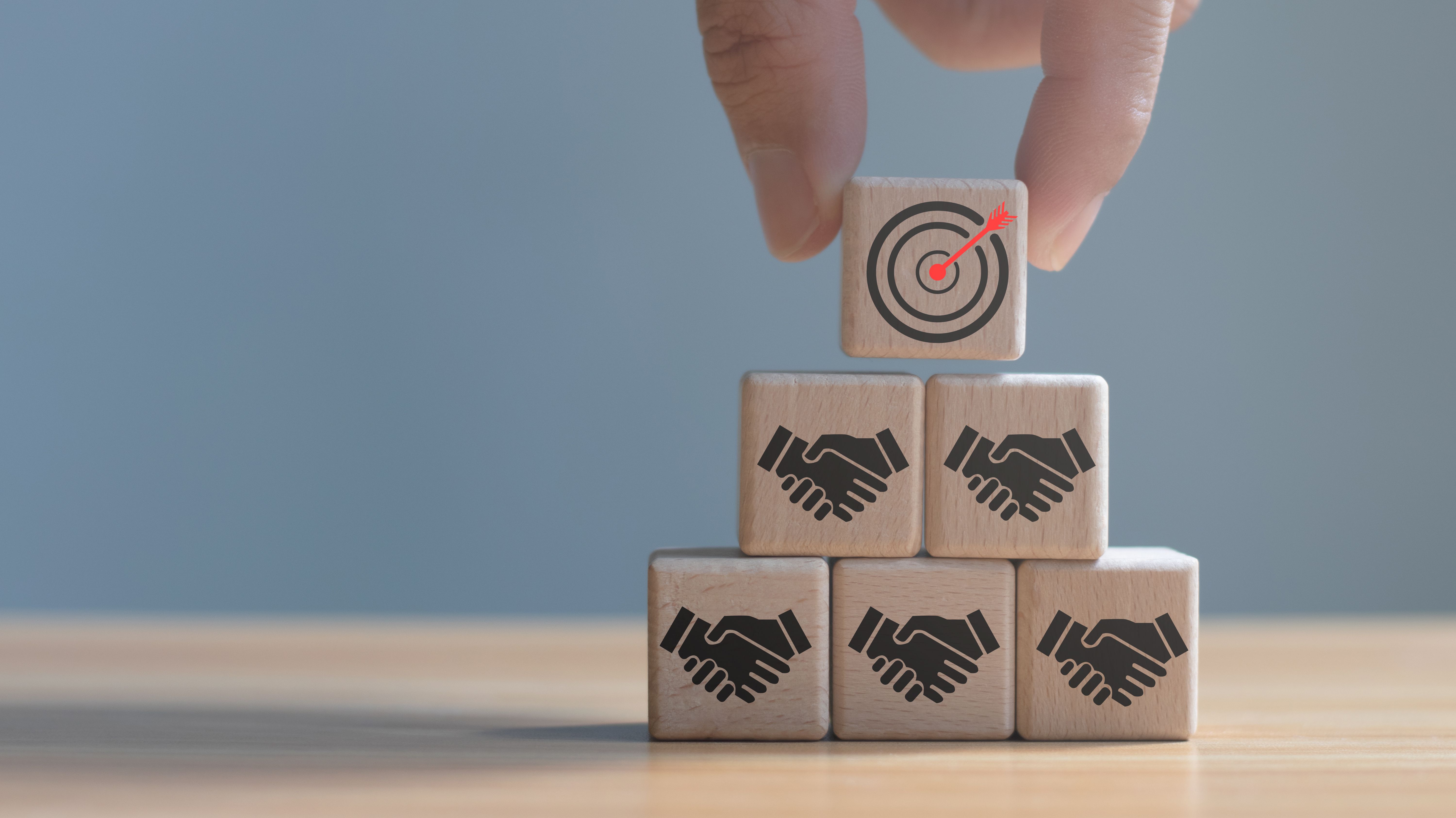 Business cooperation strategy to create value for customers achieve the goal. | Image Credit: © Thanadon88 - stock.adobe.com