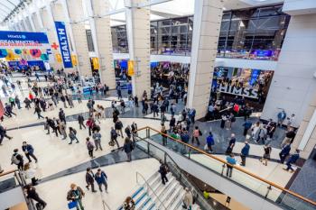 HIMSS crowd | © Lotus Eyes Photography