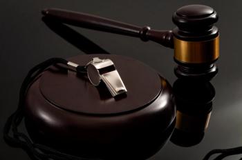 whistleblower gavel | © Victor Moussa - stock.adobe.com