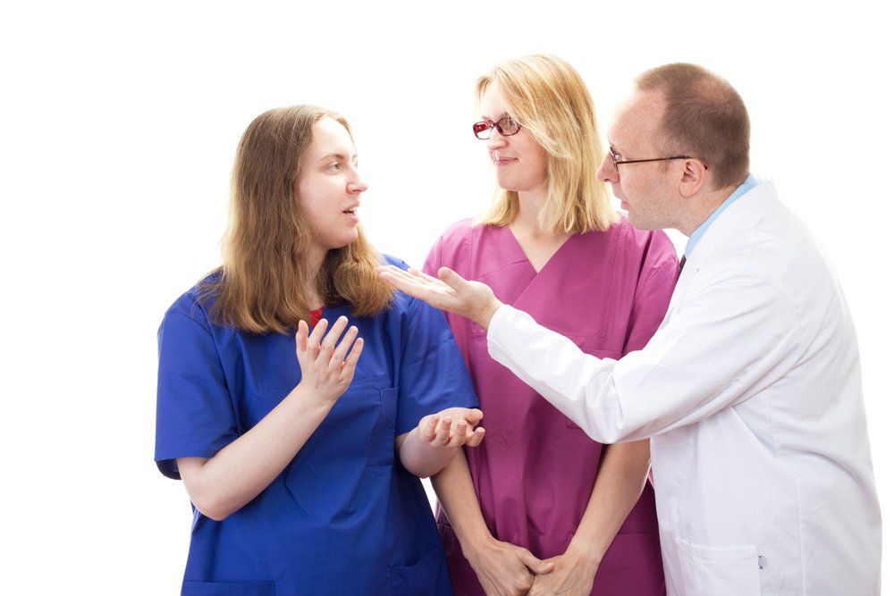 How physicians can give negative feedback