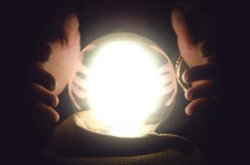 crystal ball | © Dmitriy - stock.adobe.com