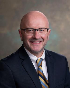 Physician alignment beats “engagement” perks when trust and autonomy are on the line