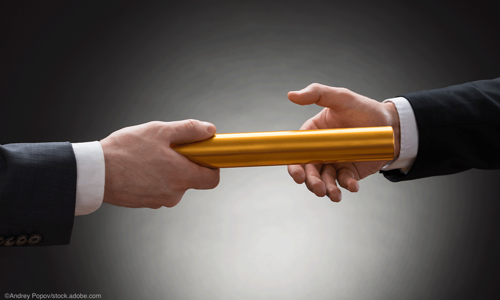 passing the baton | © Andrey Popov - stock.adobe.com