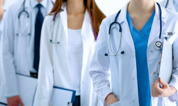 doctors dress | © s_l - stock.adobe.com