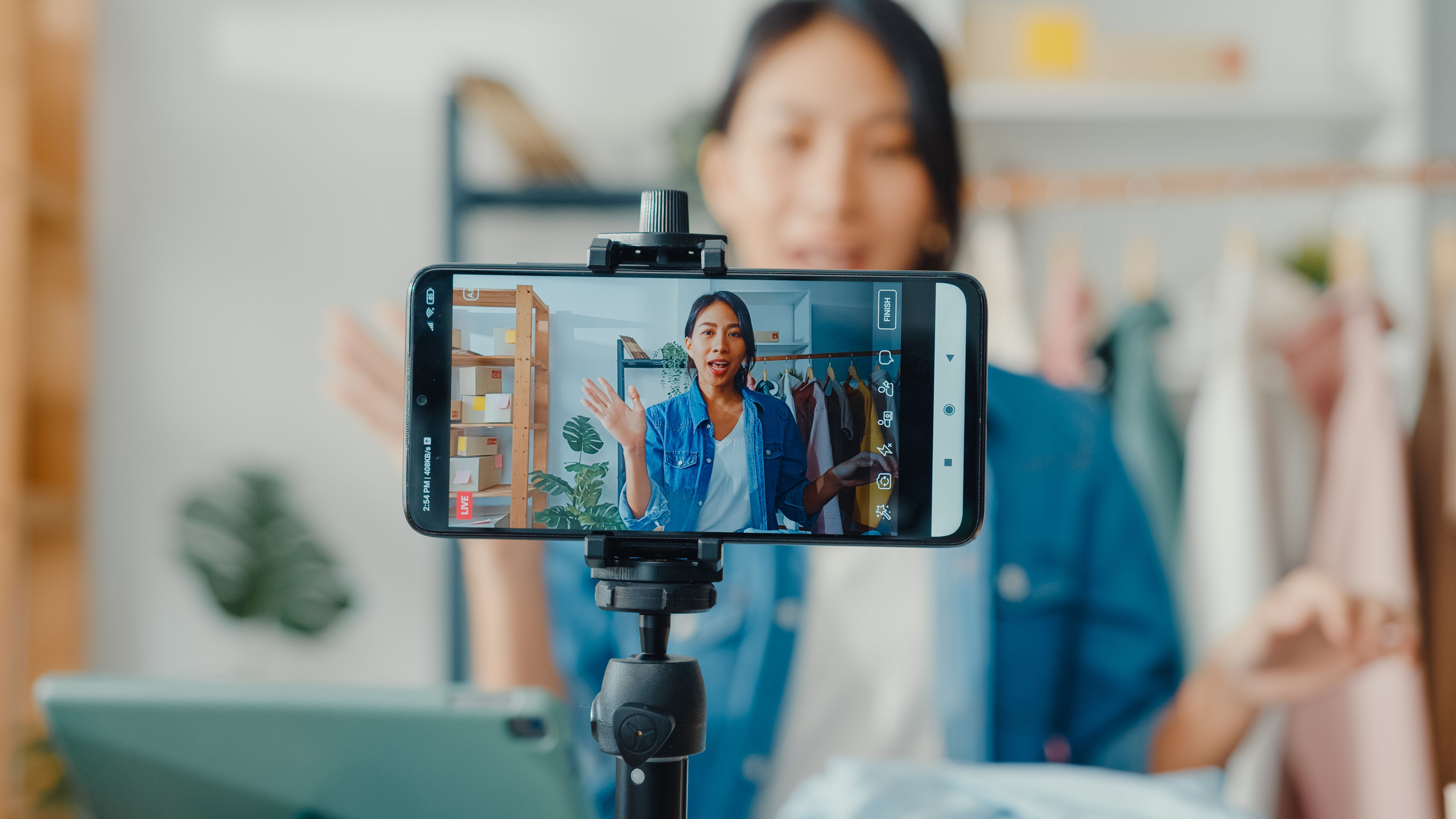influencer social media psychiatry research evidence