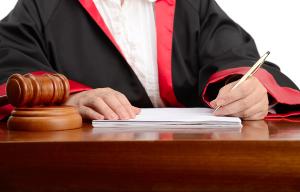 The Right Way to Avoid Malpractice Lawsuits