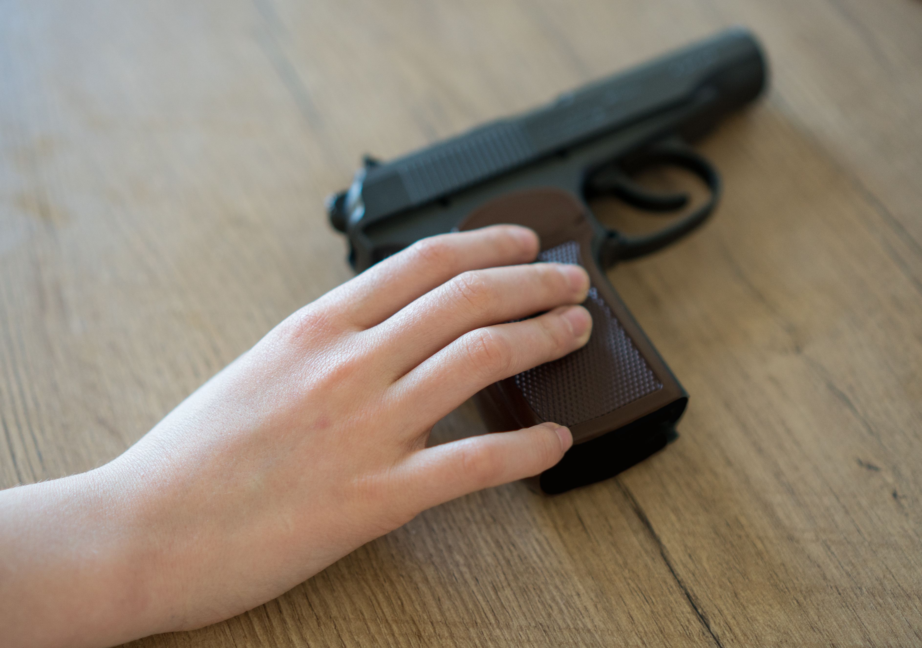 gun