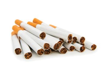 What are the psychiatric and non-psychiatric correlates of tobacco smoking status in bipolar disorders? Researchers investigated these associations in a large patient cohort.