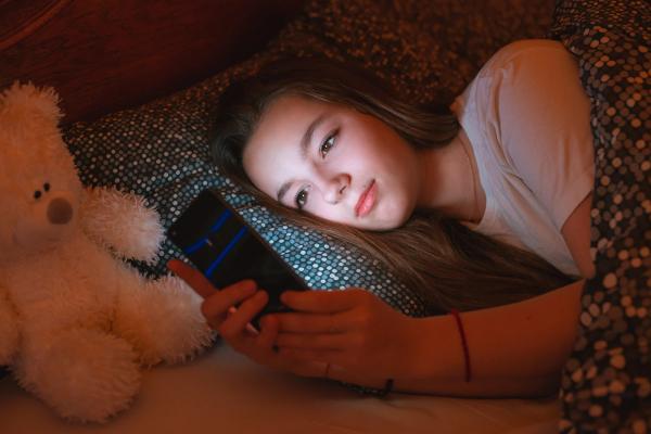 teen phone bed
