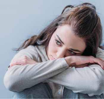 People With Fibromyalgia Have Higher Rates of Astigmatism, Dry Eye, MGD