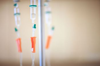 Subcutaneous fluid (©AnnaJurkovska/Shutterstock.com)