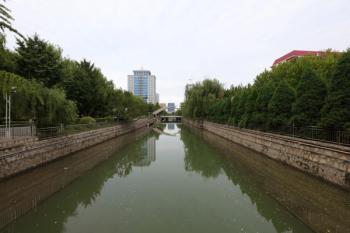 Waterfront City Architectural Scenery, Shijiazhuang City, Hebei Province, China | Image Credit: © YuanGeng - stock.adobe.com