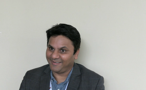 Improving Plasmonic Catalysis