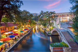 River walk in San Antonio, Texas location of Pittcon 2026 © f11photo-chronicles-stock.adobe.com