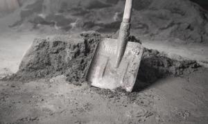 Shovel with a cement. Renovation, Work, Apartment | Image Credit: © andranik123 - stock.adobe.com