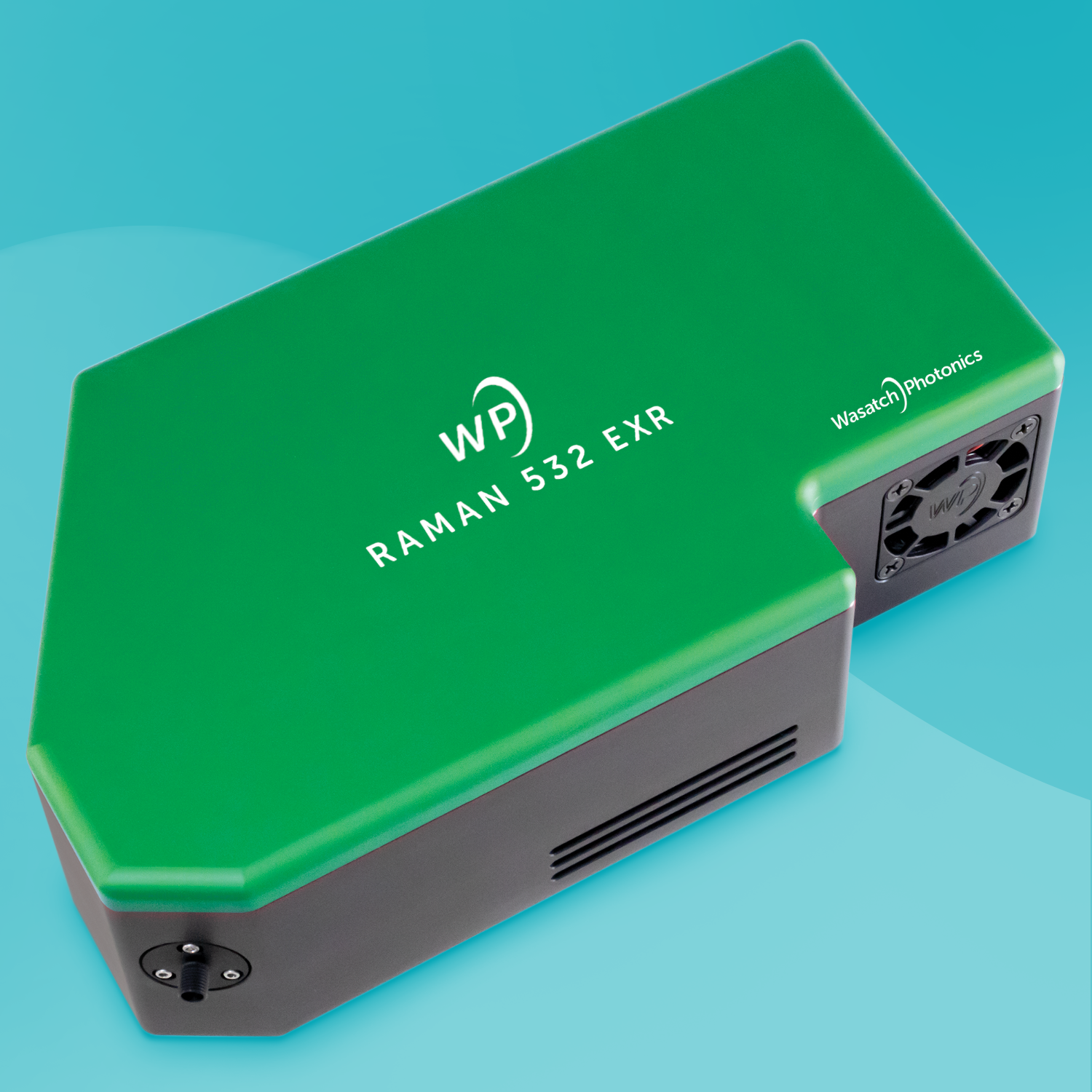 Extended-range Raman spectrometer