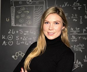 Claudia Zech_web.jpg