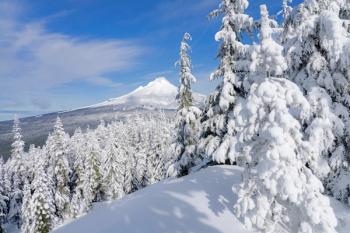 Mount Hood Winter Scene | Image Credit: © kevin - stock.adobe.com.